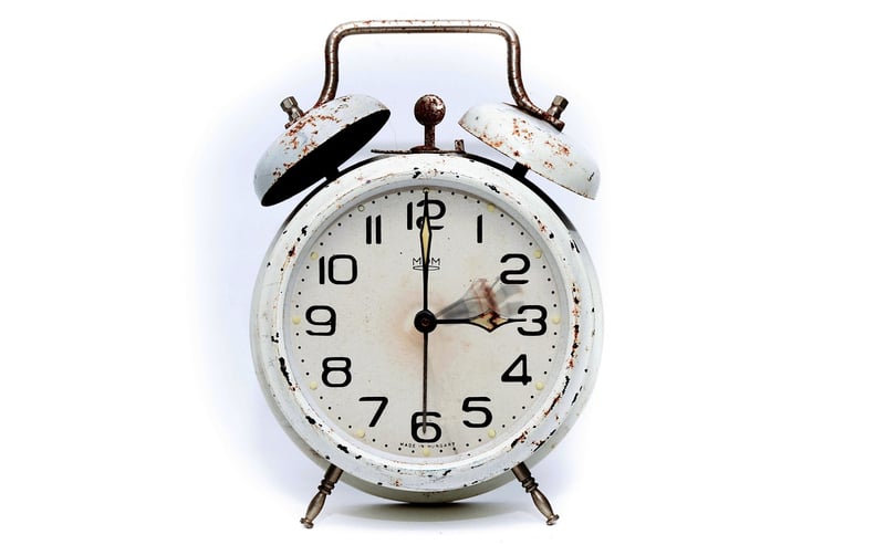 Time Travel Simulation Devices